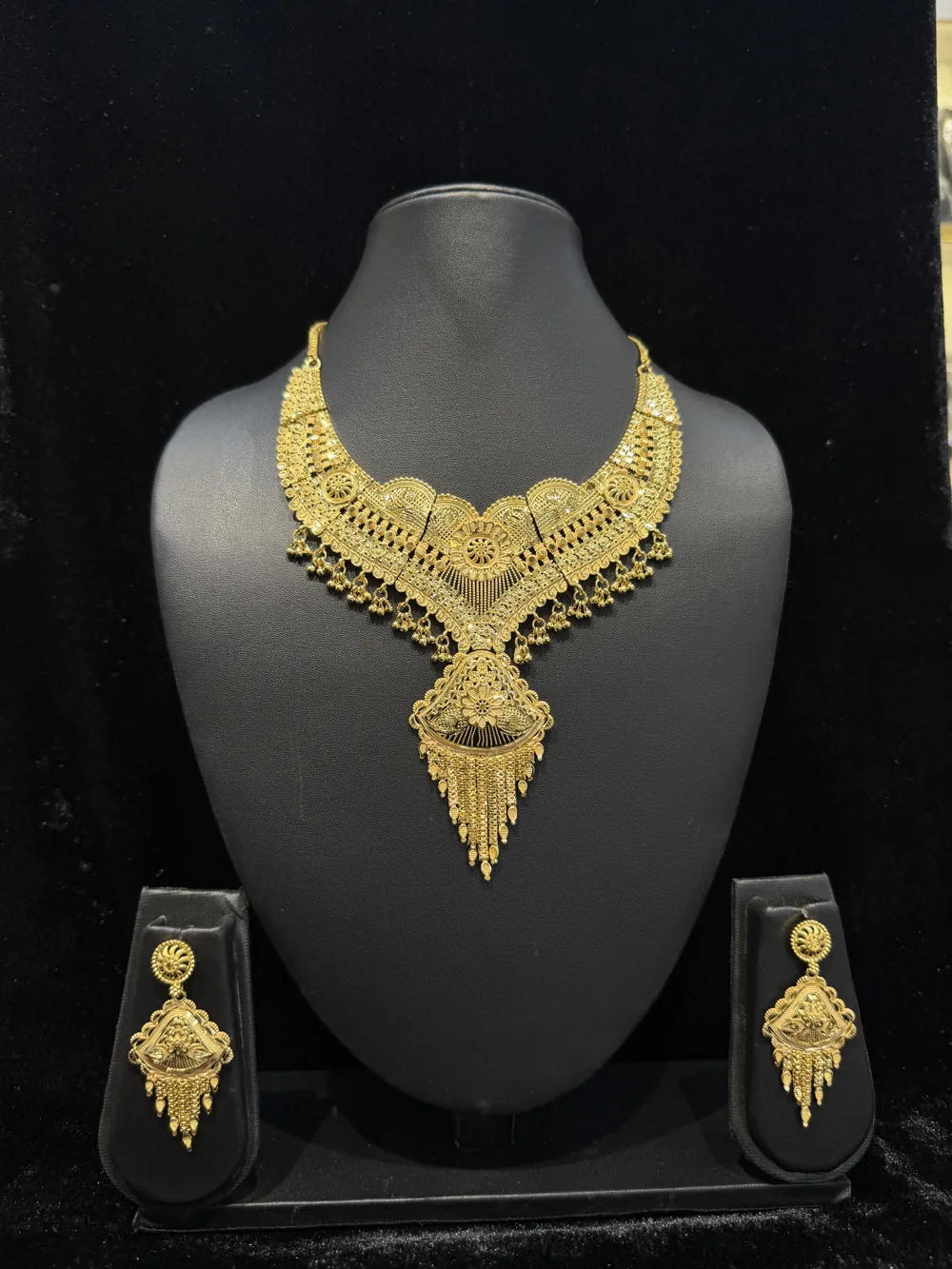 Short Necklace 2